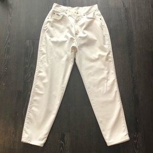 VTG 90’s Chic Mom Jeans